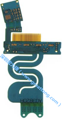 針對需要大幅撓曲應用的特殊結構造型，FPCB可進行彈性雷射裁型，讓FPCB材料的撓曲能力更佳。